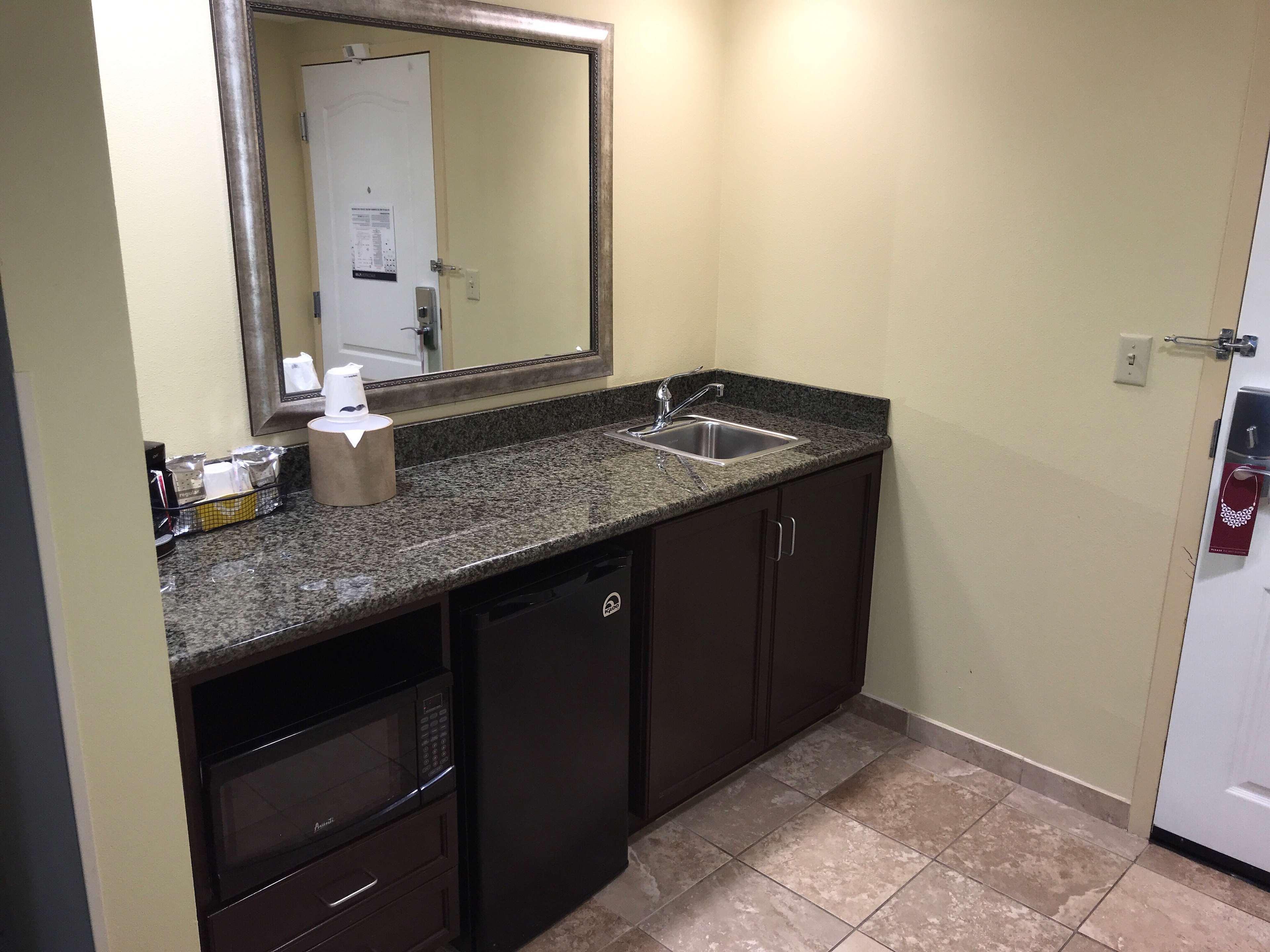 Hampton Inn And Suites Austin - Лейквей Екстер'єр фото