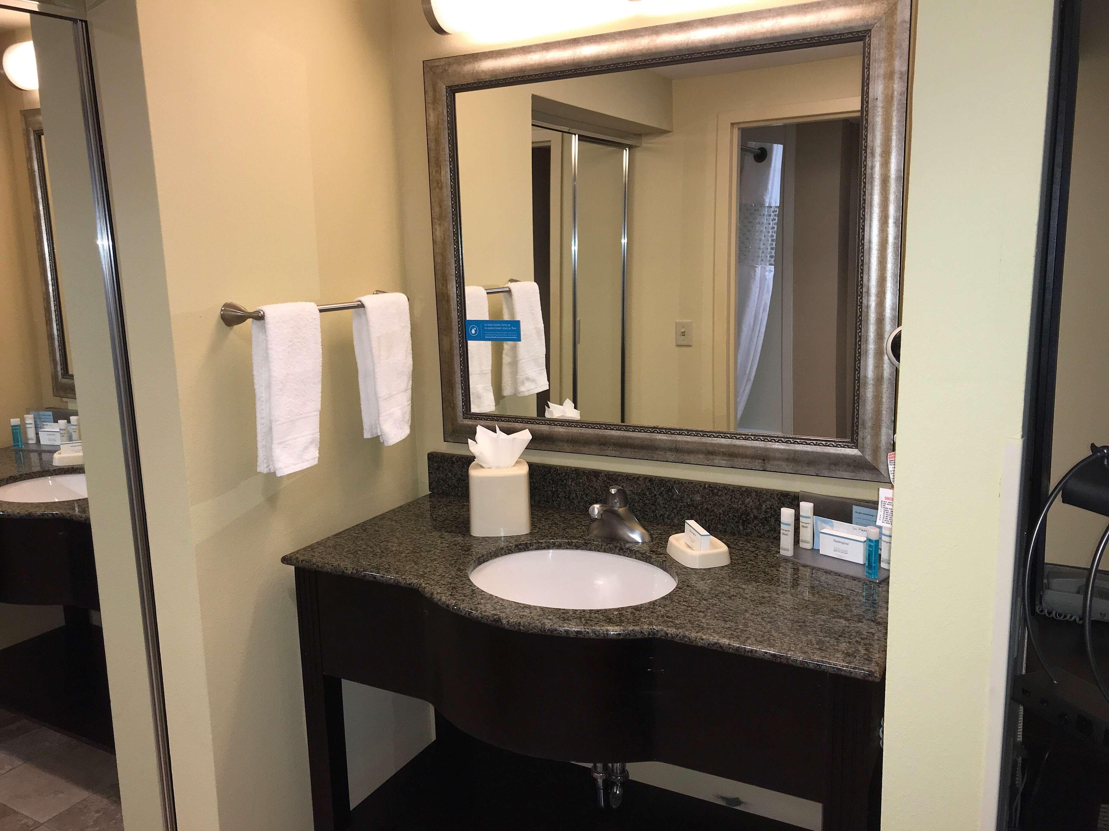 Hampton Inn And Suites Austin - Лейквей Екстер'єр фото