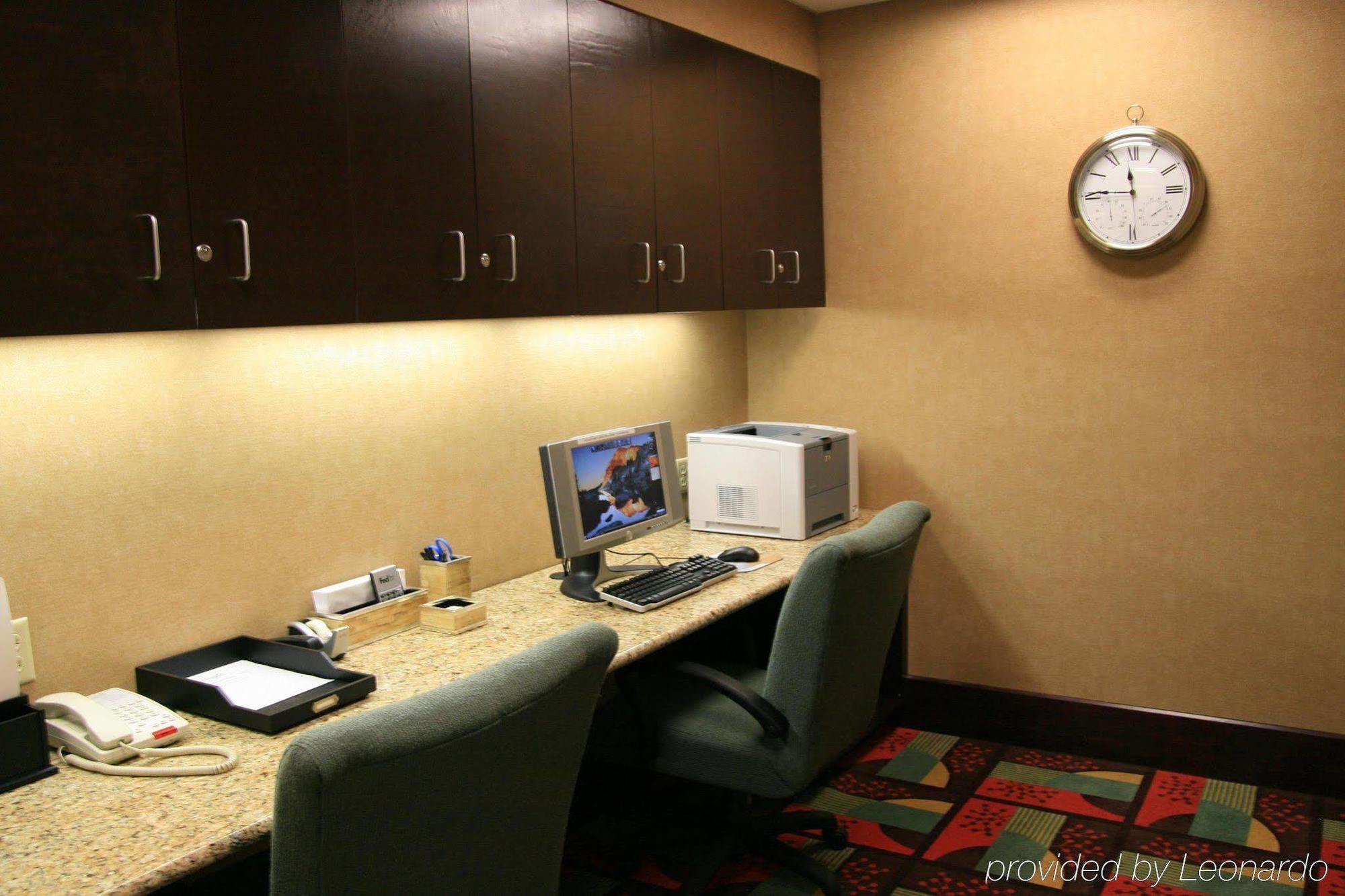 Hampton Inn And Suites Austin - Лейквей Зручності фото